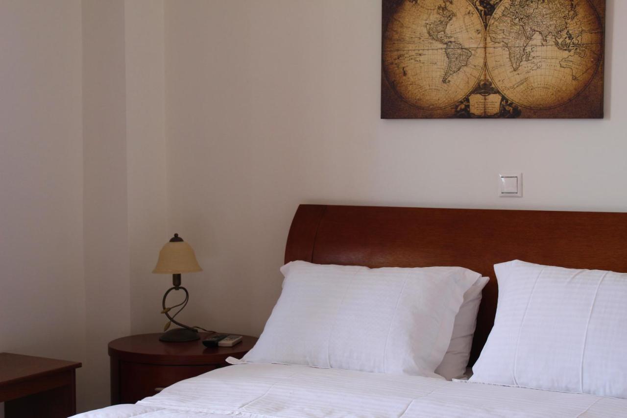 Sofotel Корони Экстерьер фото