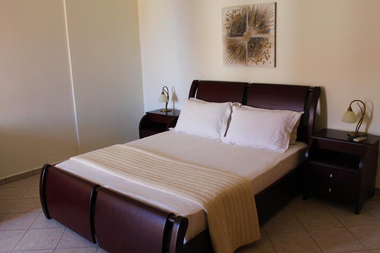 Sofotel Корони Экстерьер фото